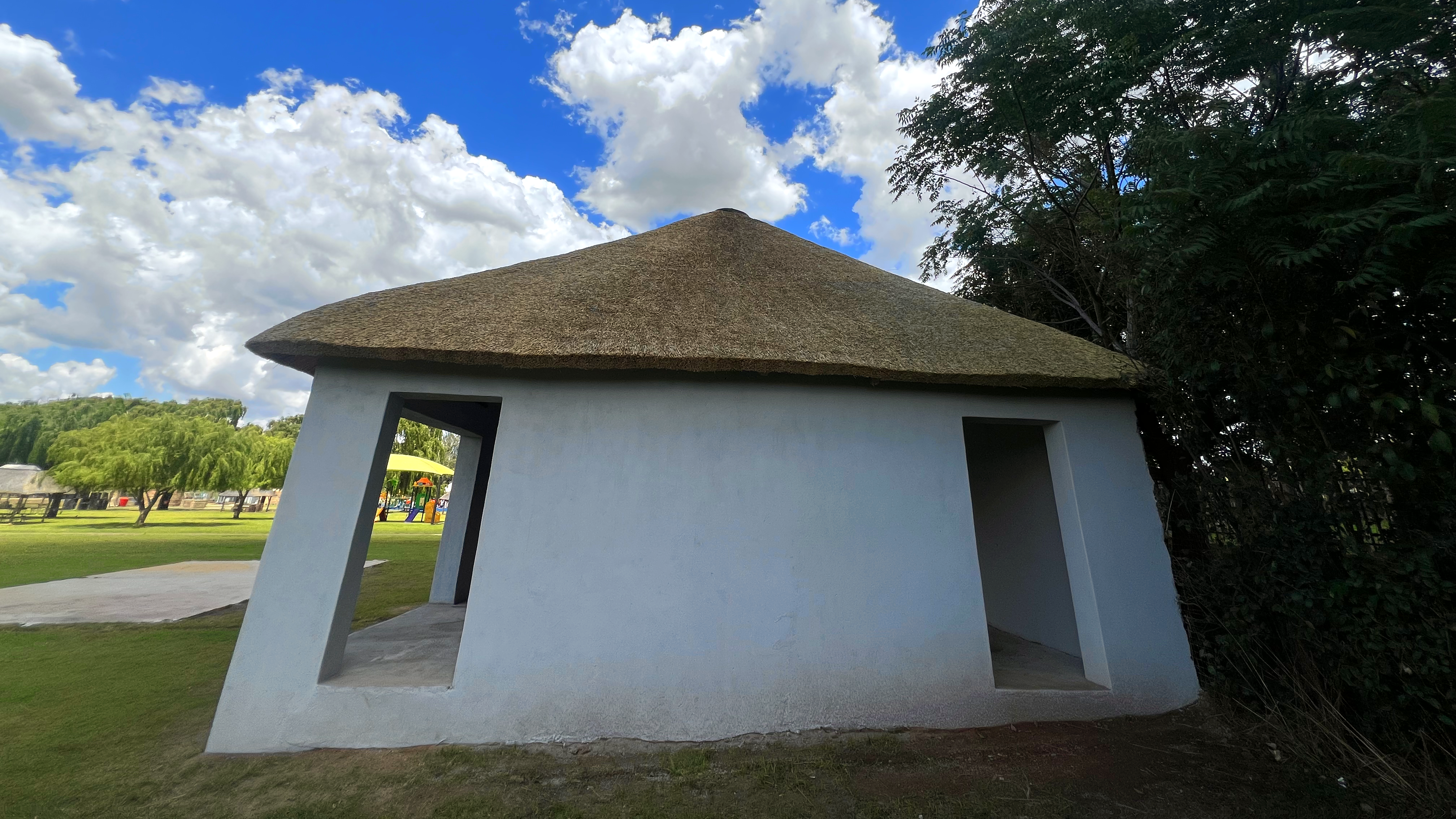 Firepit Lapa | Buksies Resort | Venues & Picnic Areas - image 2