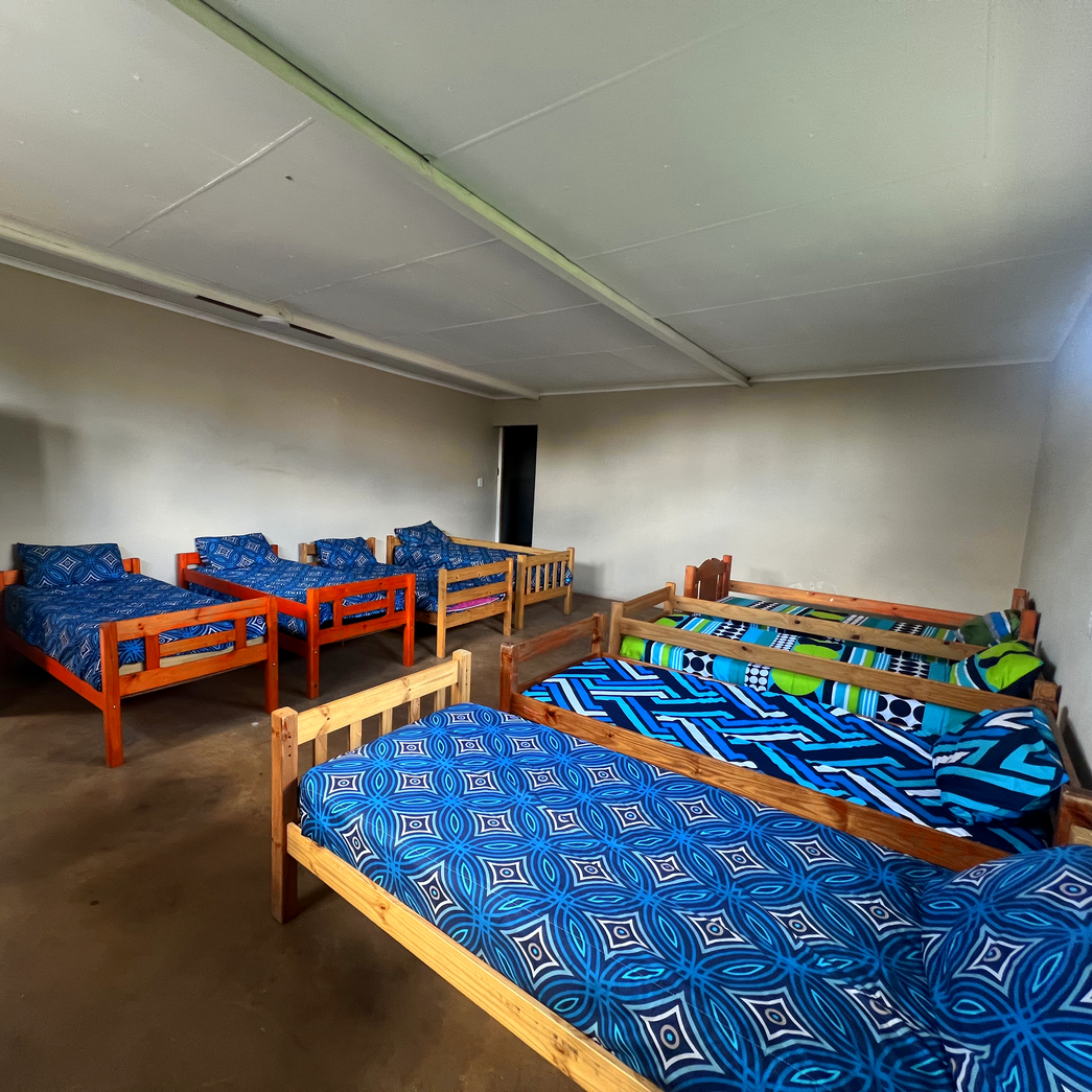 40-Sleeper Camp-Style Dormitory | Buksies Resort | Rooms (accommodation)