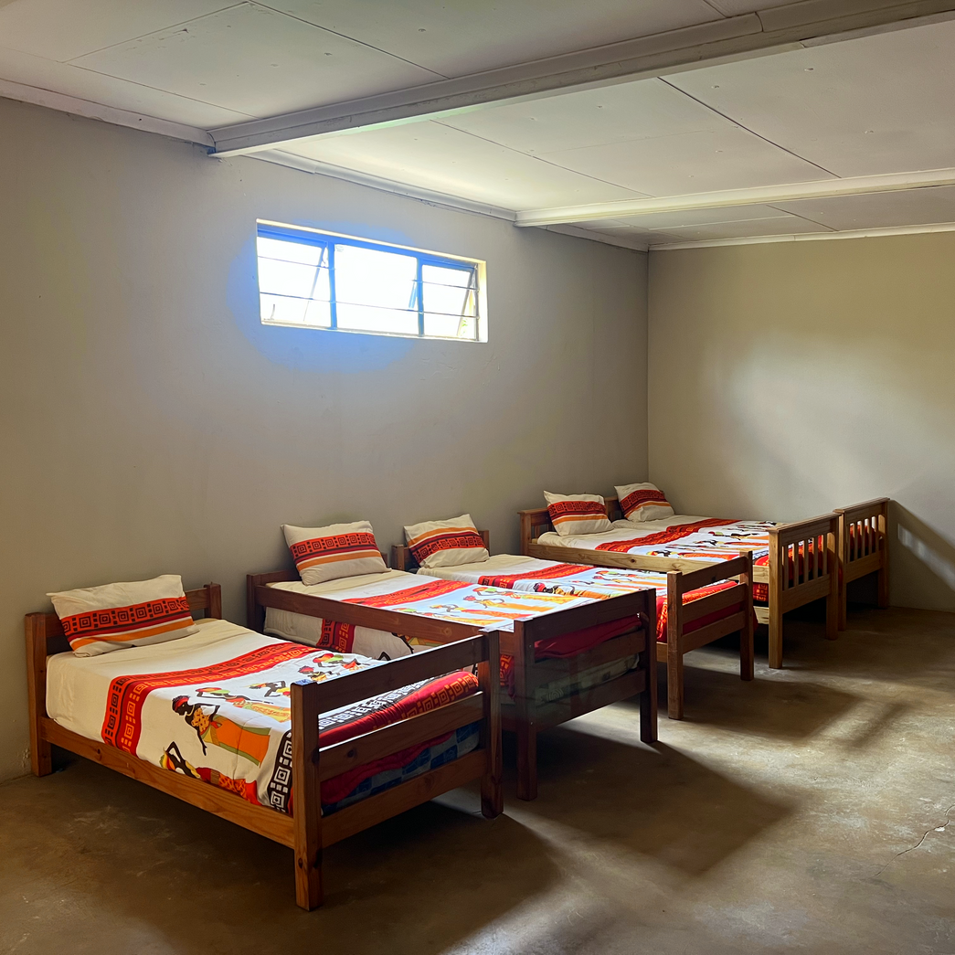 20-Sleeper Camp-Style Dormitory | Buksies Resort | Rooms (accommodation)